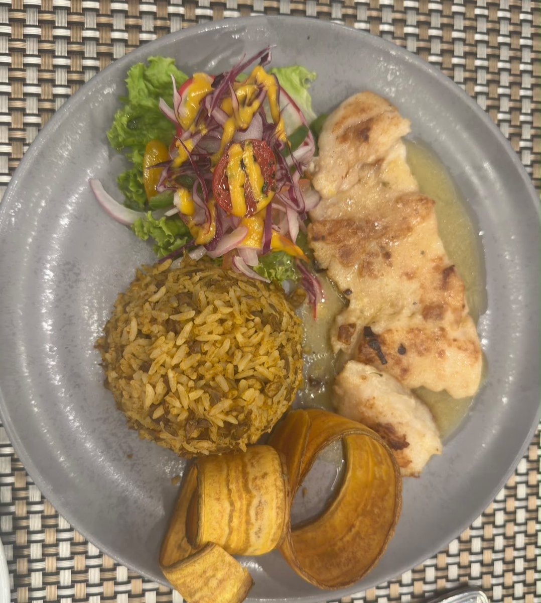 _wforever's tweet photo. The most delicious  seadfood
#Ecuador #travel #food #AllyouneedisEcuador https://t.co/mz95u0obOG