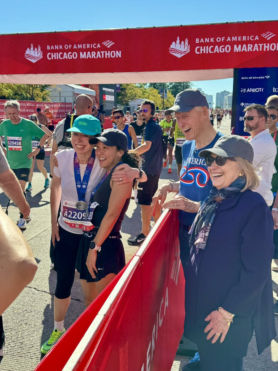 ChelseaClinton's tweet photo. Very proud to have run the Chicago Marathon today with Jen Koss, the very best running partner & friend. Thank you to the amazing @ChiMarathon team, to my family for cheering us on, and congrats to all the runners we shared the course with today! 

Between the two of us, we have 7 children, and so are particularly honored to support @everymomcounts. It shouldn’t be dangerous to bring life into the world, and EMC works to improve maternal health everywhere, for everyone.