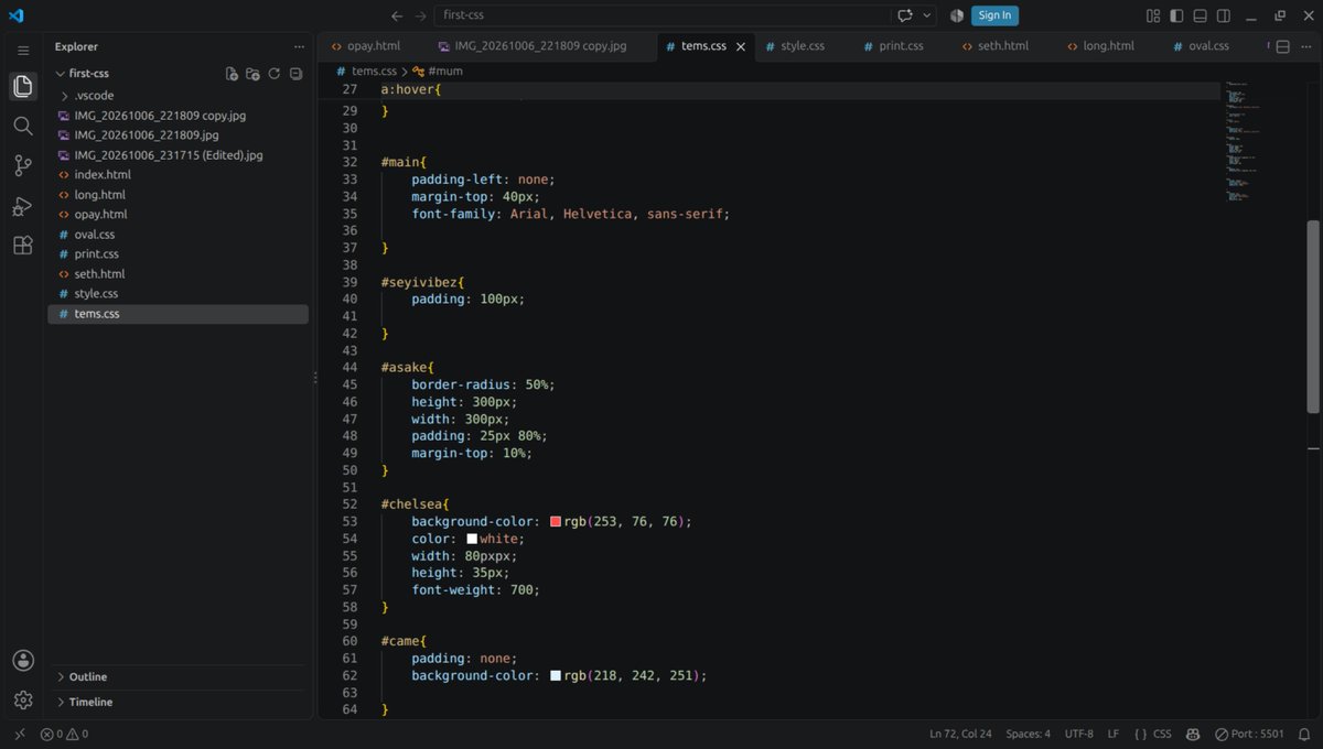 tyoakosuseth's tweet photo. Its soo shocking that it took me about four hours just to get this CSS code correctly😅.

I was just missing one thing in my code that made the whole thing look weird. 

Well we learn from our mistakes and keep grinding.
#CodingJourney https://t.co/cAC2EN1aoU