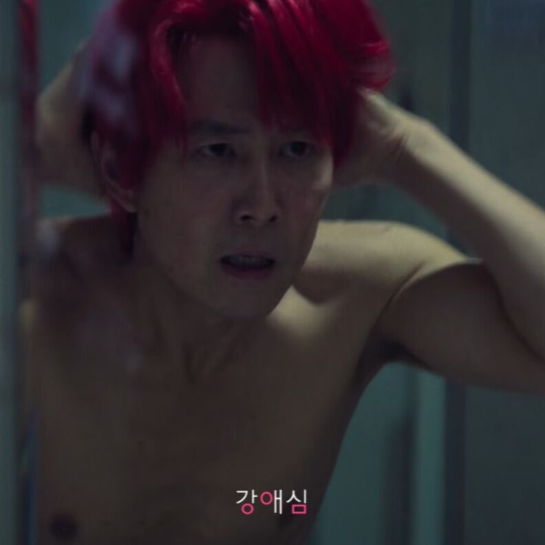 gihunlovebot's tweet photo. the mirrors hate to see them coming https://t.co/Yhh1bpJNxK