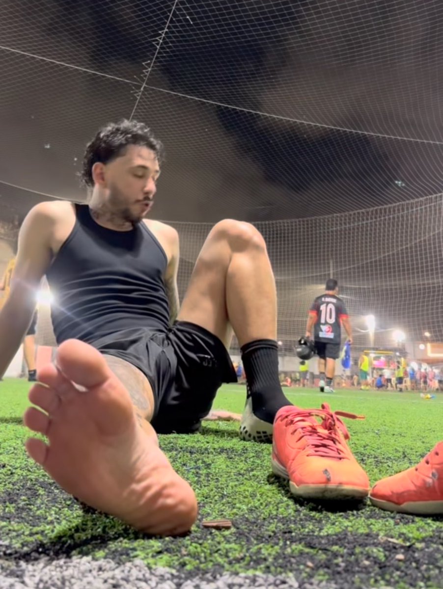 adoropedemacho's tweet photo. Pezão de macho depois do futebol me deixa burrao 😵💫😵💫🤤🤤😍😍🔥🔥
.
#feet #feetfetısh #feetworshi̇p #footfetısh #foot #pedemacho #solademacho #cashmaster #submissao #pesdehomem #pes #solas #findom #fetiche #chule #sub #dom #cashslave #drain #alphamale https://t.co/QPmTHNukF7