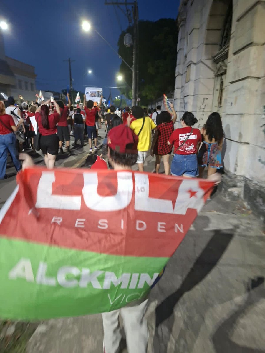 haikirii's tweet photo. E VIVA MANAUS VIVA LULA VIVA PT PAU NO CU DOS ESTADOS UNIDOS VIVA A ESCALA 6X1 https://t.co/UripofYpXG