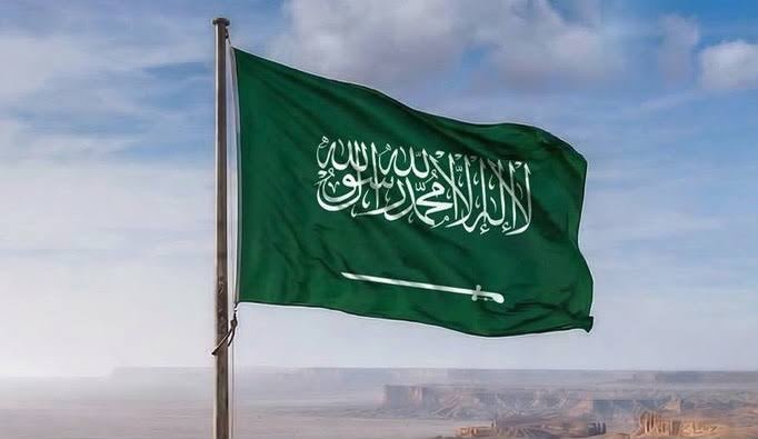 elissakh's tweet photo. الله يحمي المملكة العربية السعودية وشعبها والمقيمين فيها من أي اعتداء  ويديم عليها الأمن والاستقرار🇸🇦 🙏🏻 https://t.co/sLdTtLUxhR