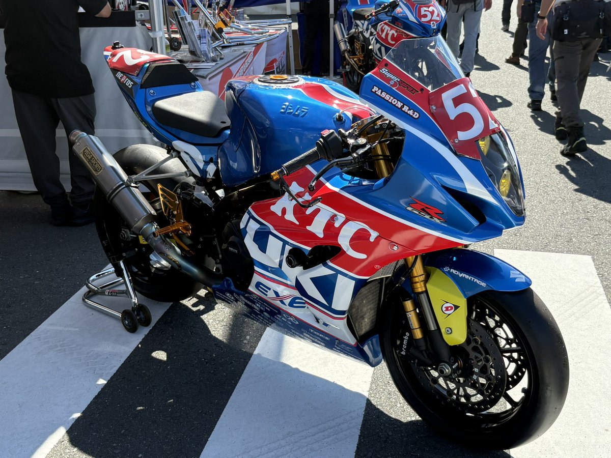Donsiba14's tweet photo. GSX-S/Rミーティング
展示車両② https://t.co/PwW6j6aFLH