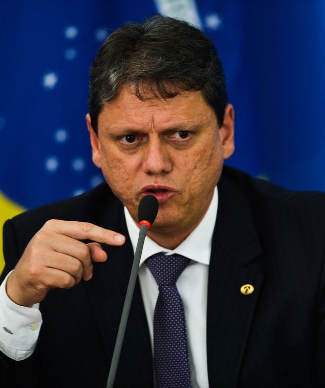 chequeibrasil's tweet photo. 🚨URGENTE: Tarcísio acionará Justiça contra manifestantes que depredaram estação de metrô em SP. https://t.co/5vIeW1xo0p