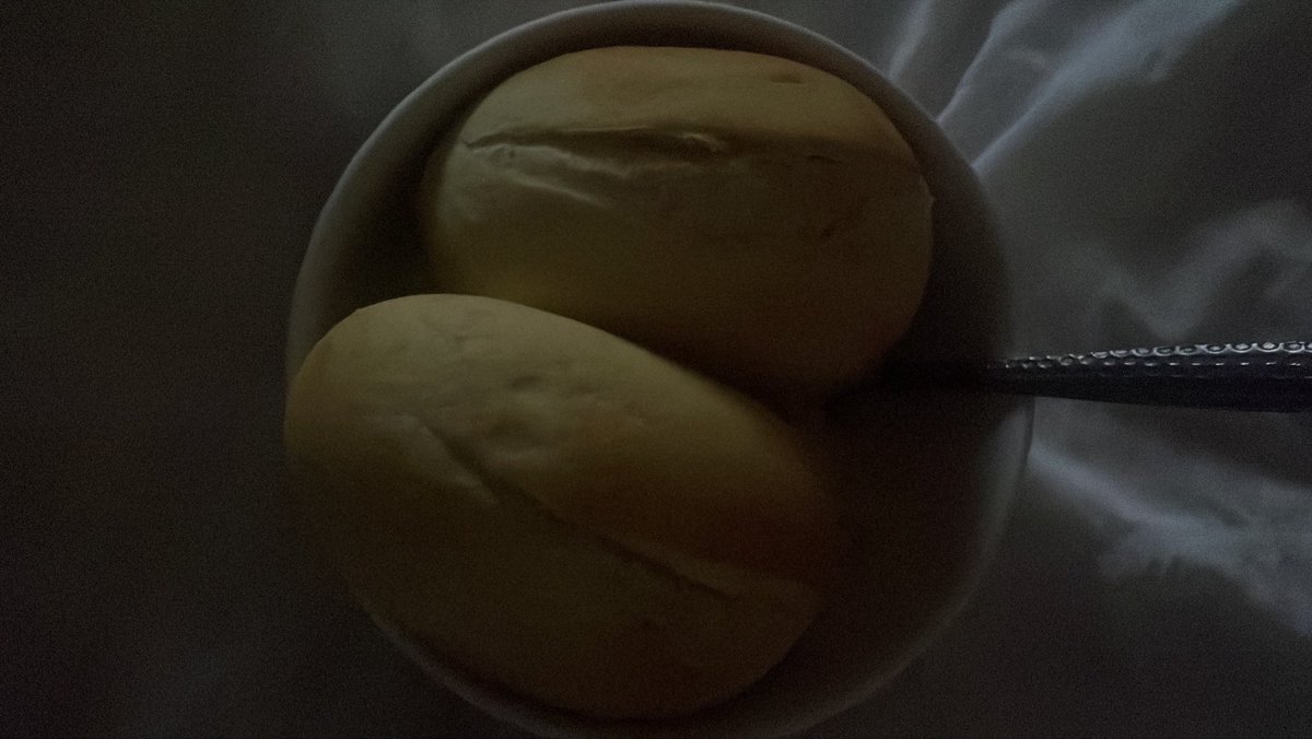 Eviestarrv's tweet photo. Is it obvious I couldn’t help my self. 
Today I have ate under 600cals https://t.co/ohI9Jm6yxs