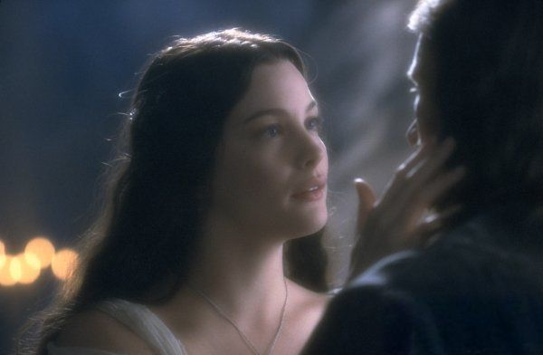 elessarnwa's tweet photo. most of my posts are about aragorn unsurprisingly but arwen is also gorgeous, just actually an angel walking middle earth https://t.co/VRBmrkThdL