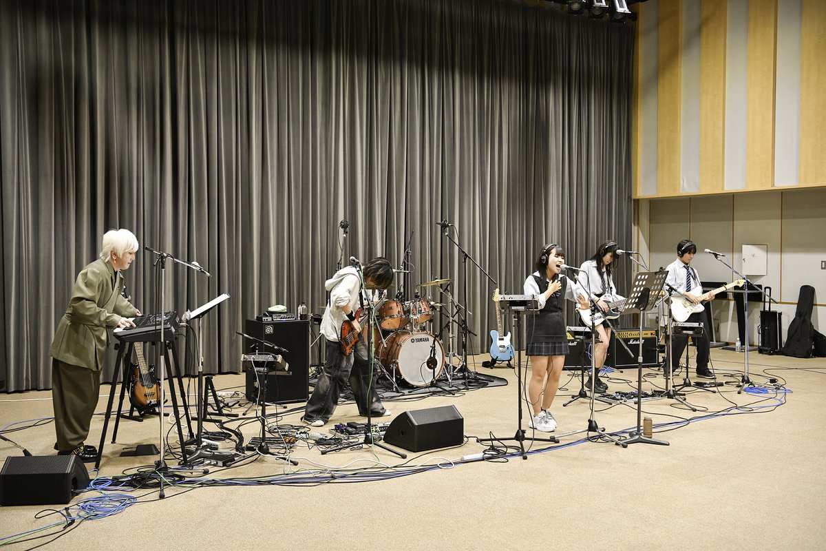 joqrpr's tweet photo. 『B&ZAI 矢花黎の RADIO SESSION』
お聴きいただきありがとうございました！

#矢花黎 さんと #浅倉大介 さんの熱い音楽談義から、高校生と奏でたMrs. GREEN APPLE「ライラック」の感動セッションまで🎸🎤
聴きどころだらけのあっという間の2時間でした✨

聴き逃した方はぜひradikoタイムフリーで🎧
https://t.co/8I8efPKTc5

#BandZAI #矢花セッション