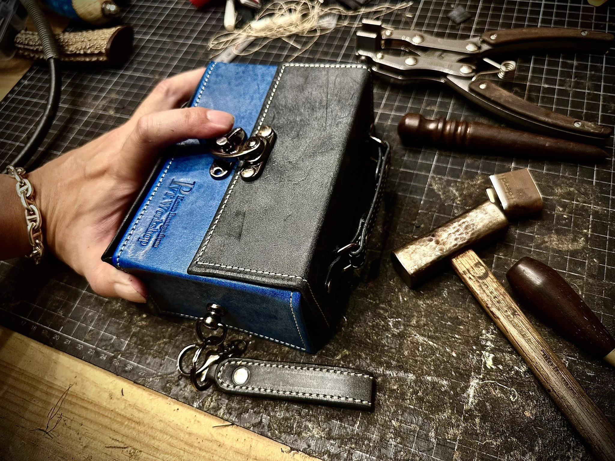 Pvt. Workshop/国内最高峰本革TCG BOX on X: 