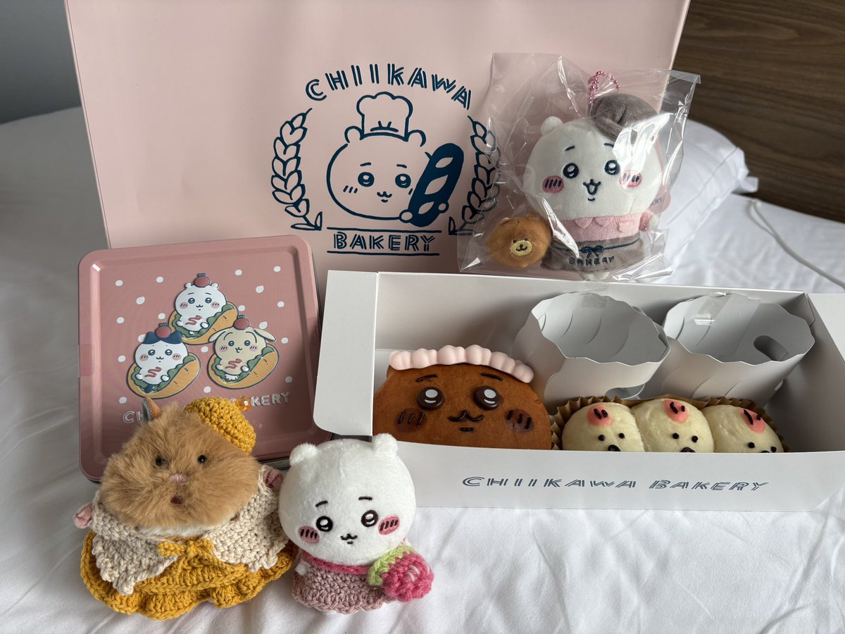 hamhamyah's tweet photo. 可愛くて迷ったでち〜！
散財しすぎて帰ったら
もやし生活確定でち🐹
#はむにぎり
#ぬい活
#ちいかわベーカリー https://t.co/HRrrSb0Guq