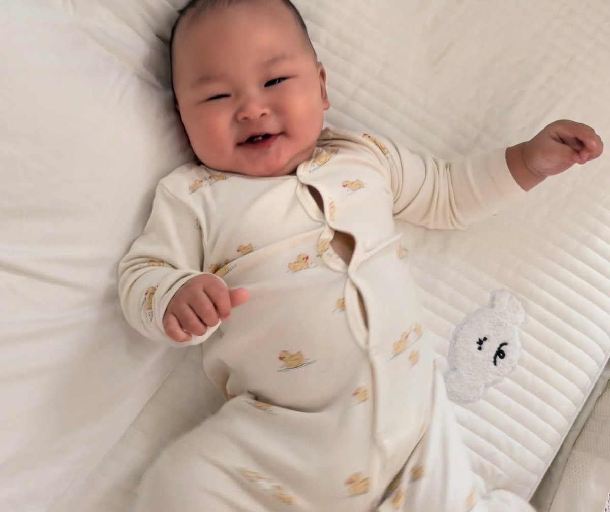 Binunbunni's tweet photo. อะไรเอ่ยกลมๆ🥰 https://t.co/w4IHgB9DIp