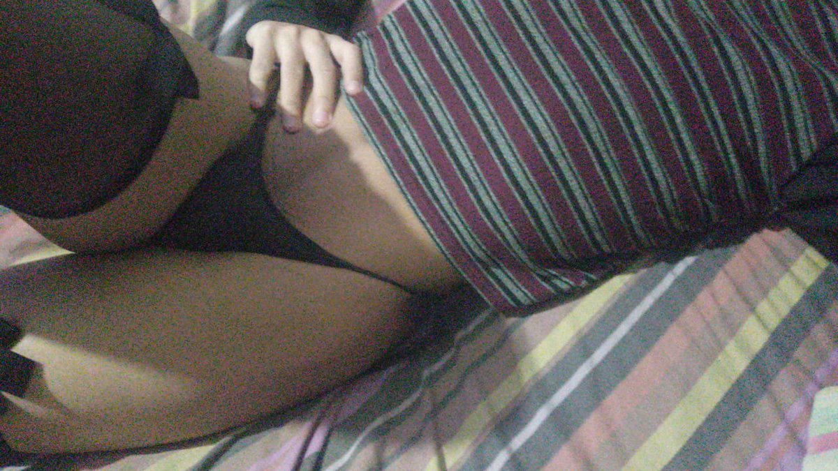 Starlightdiva05's tweet photo. marijuana - ADELÁ
#femboyespañol #femboy #gay https://t.co/IF3gN9fVW4