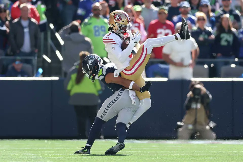Eric_Branch's tweet photo. #49ers notes with @harrisonrich_: Renardo Green once drew Shanahan’s ire. Two interceptions in Seattle changed that 

https://t.co/co8RsVR9Q5 https://t.co/WfJGicbNlG