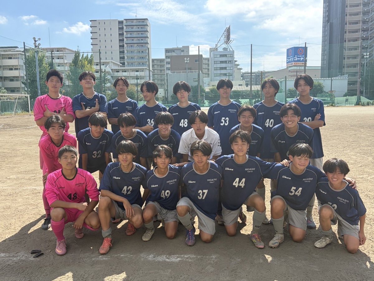 HIGASHI_SOCCER1's tweet photo. 東京リーグ@東グラウンド

東1年vs東実1年

30×2

0-5⚫️

前半10分失点

前半28分失点

後半3分失点

後半15分失点

後半25分　オウンゴール https://t.co/mtRjqta5tc