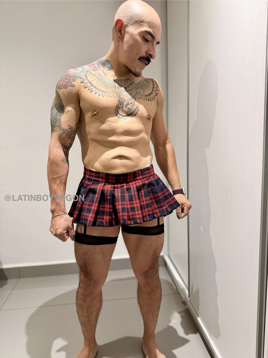 latinboyvrgon's tweet photo. Putito looking for a daddy!
¿Sí papi? https://t.co/bamycq9RwT