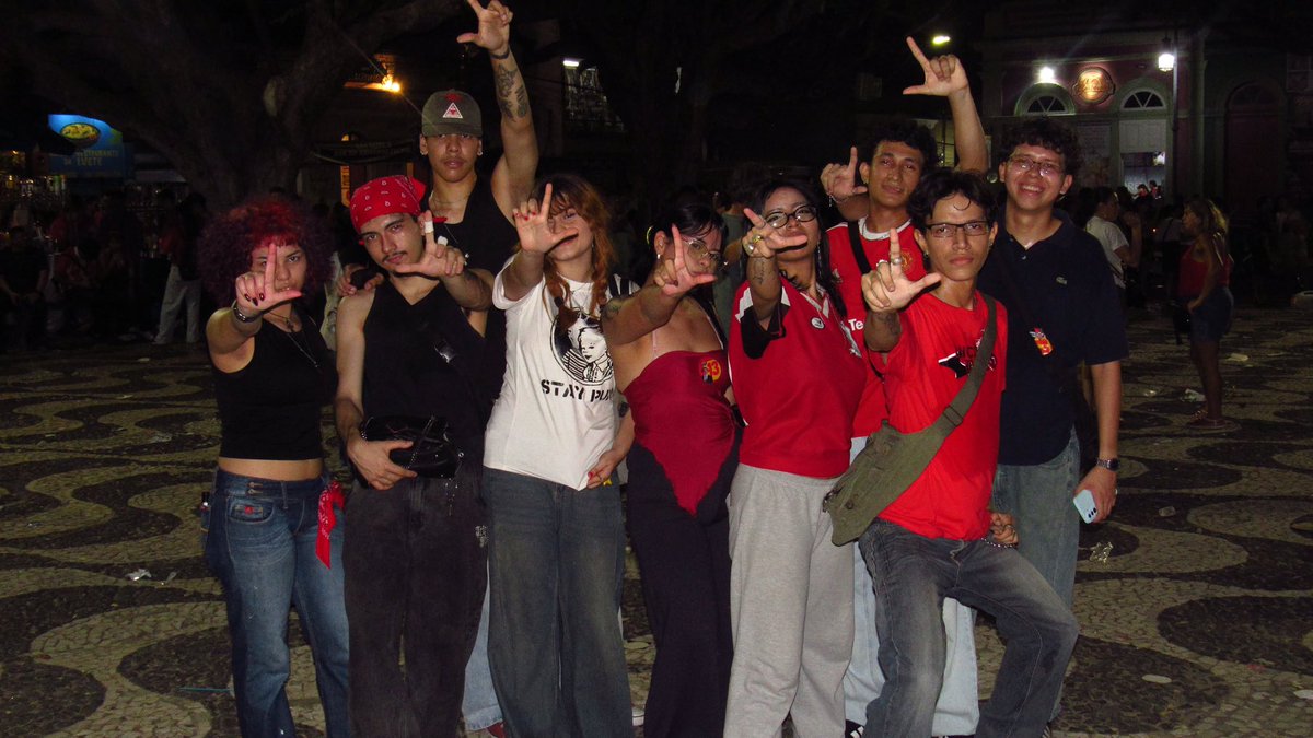 kizzykkjj's tweet photo. Unidos por um L https://t.co/2SlSx7wD8q