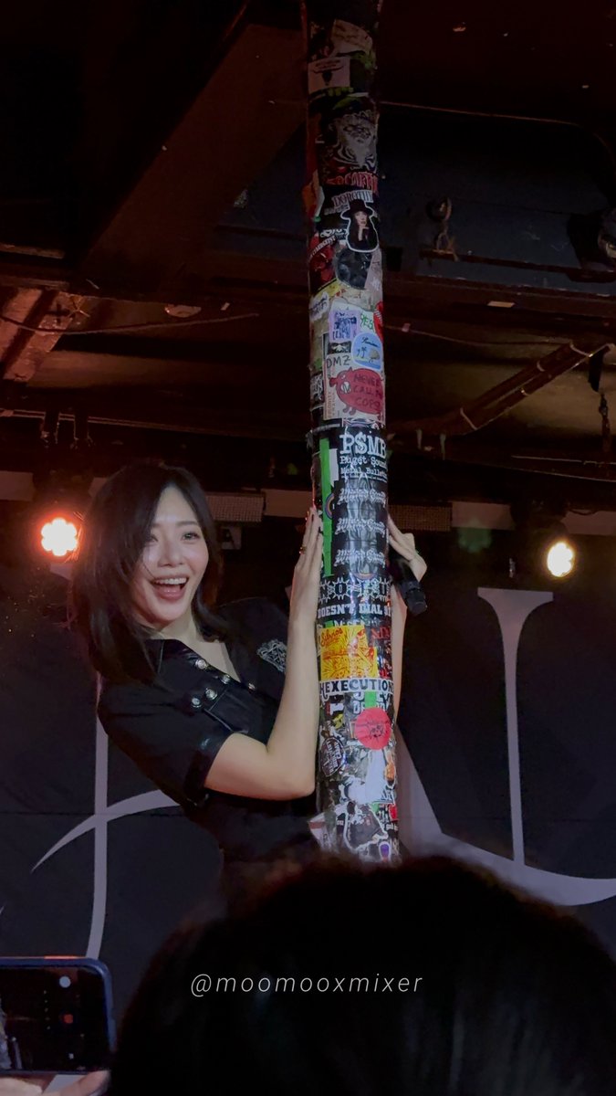 moomooxmixer's tweet photo. 20261011 UAU in seattle

my new bias is the pole

#지유 #JIU
#유아유 #UAU
#Dreamcatcher_UAU
@hf_dreamcatcher https://t.co/yxs2AjZjLs