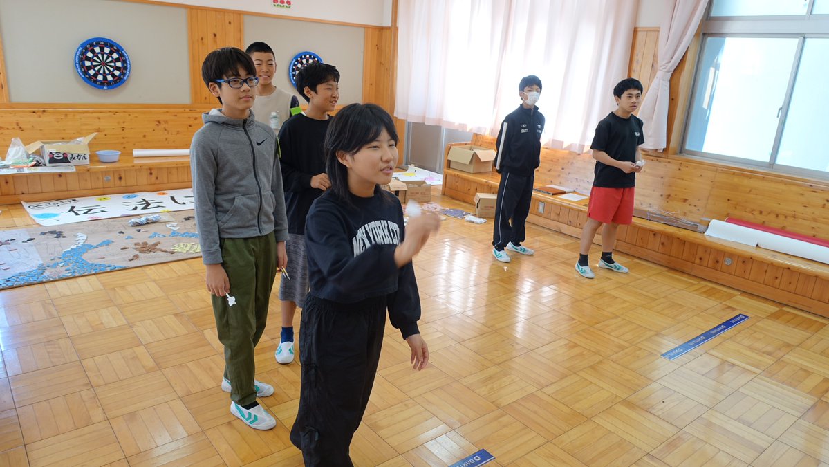 sportsdarts_pj's tweet photo. #スポーツの日 🏅
学校の授業や放課後活動で、ダーツに取り組む子どもたちが増えてきました🎯
ダーツというスポーツが、少しずつ浸透してきたのかも…🤔

私たちはそんな活動を支援しています！
『つくろう！ダーツ部』ご応募はこちら👇
https://t.co/a8UuUyIgJJ
#ダーツはスポーツ https://t.co/SJIB1BbmJi