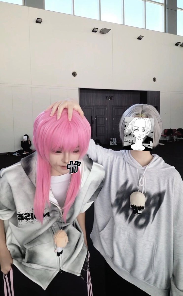 Ohje_0305's tweet photo. #코스어_𝕏친소 #코스어_트친소 
10일페 양일로 다녀왔습니다!

토요일: 산즈(사복)
일요일: 이누피(도만)

블루록, 도리벤 위주로 코스프레하고 있어요!
흔적 남겨 주시면 무멘팔로 찾아가겠습니다🫶 https://t.co/DQAWf4eipV
