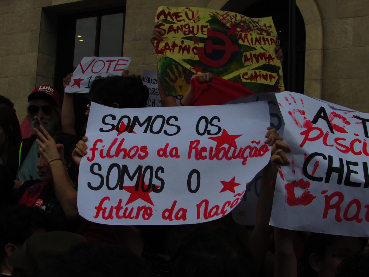emodrenario's tweet photo. FOTOS DA MANIFESTAÇÃO 11/10/2026 
📸: @kitsunibe https://t.co/BnlG7RWfoH