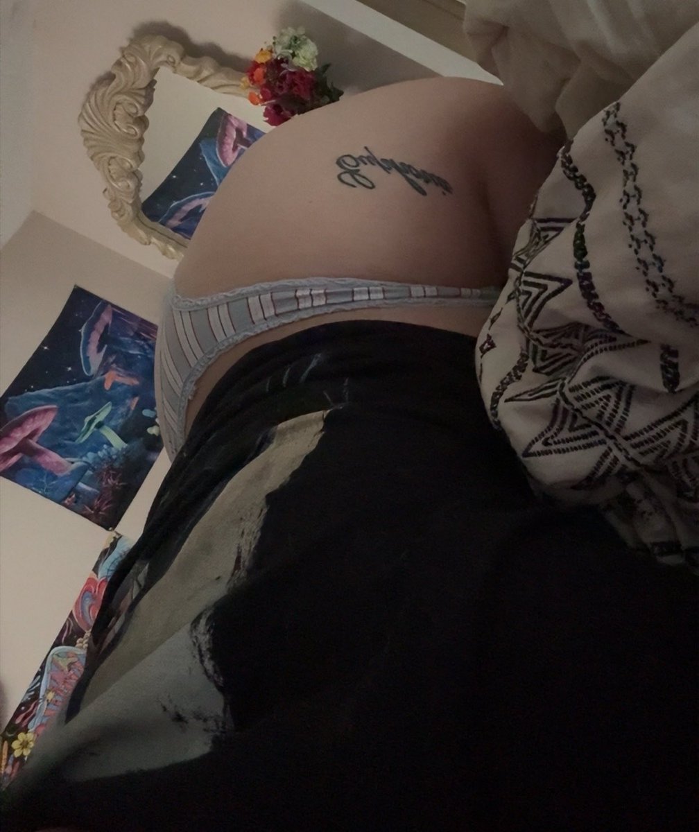 SexiMalii's tweet photo. Snap me @kass_james26
#snapchat #nsfw #nudes https://t.co/D4TPSaG6zj