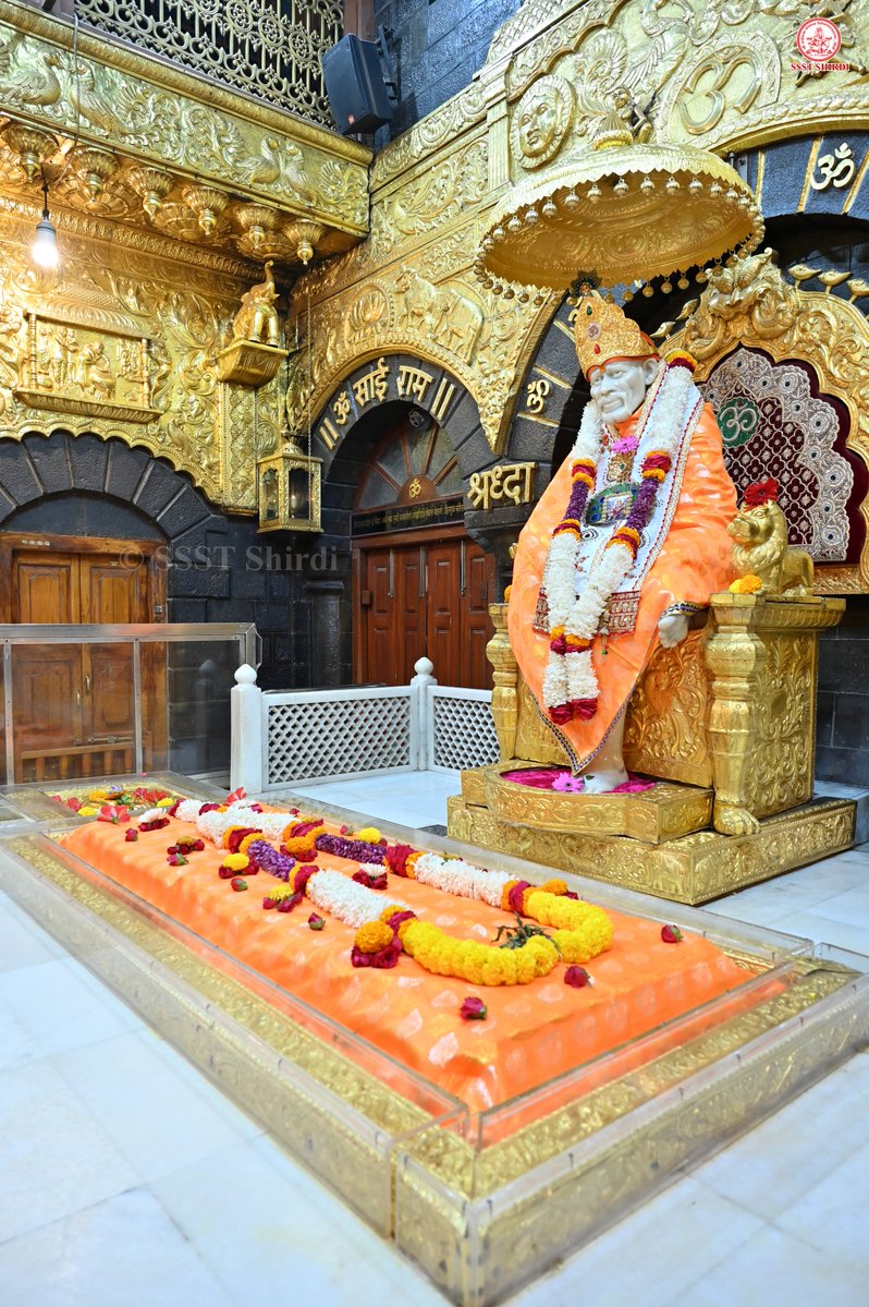 SSSTShirdi's tweet photo. *!! ॐ साई राम !!*
*श्री साईबाबा संस्थान विश्वस्त व्यवस्था,शिर्डी*
*!! ॐ Sai Ram !!*
*Shri Saibaba Sansthan Trust, Shirdi*
≈≈≈≈≈≈≈≈≈≈≈≈≈≈≈≈≈ 
*आरती :- शिर्डी माझे पंढरपुर*
*सोमवार १२ ऑक्टोबर २०२६*              *Aarti :-Shirdi majhe Pandharpur*
*Monday 12 October 2026*