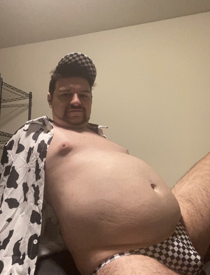 Gaining4Jesus's tweet photo. #chub #grommr #gainer #feedee https://t.co/s2Tgotviqm