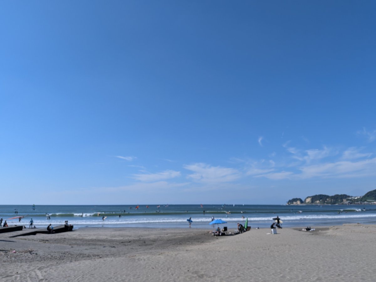 YtNs's tweet photo. 海で火を起こします https://t.co/wK254QTG9x