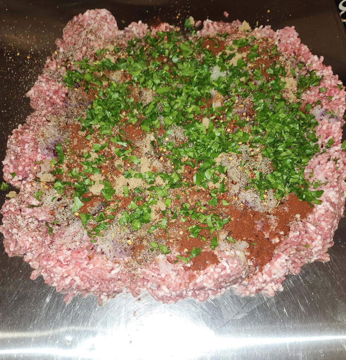MagnatiteMike's tweet photo. 8lb pork butt. Grind your own meat. Make your own food fam. https://t.co/2tEBJ9BLXc