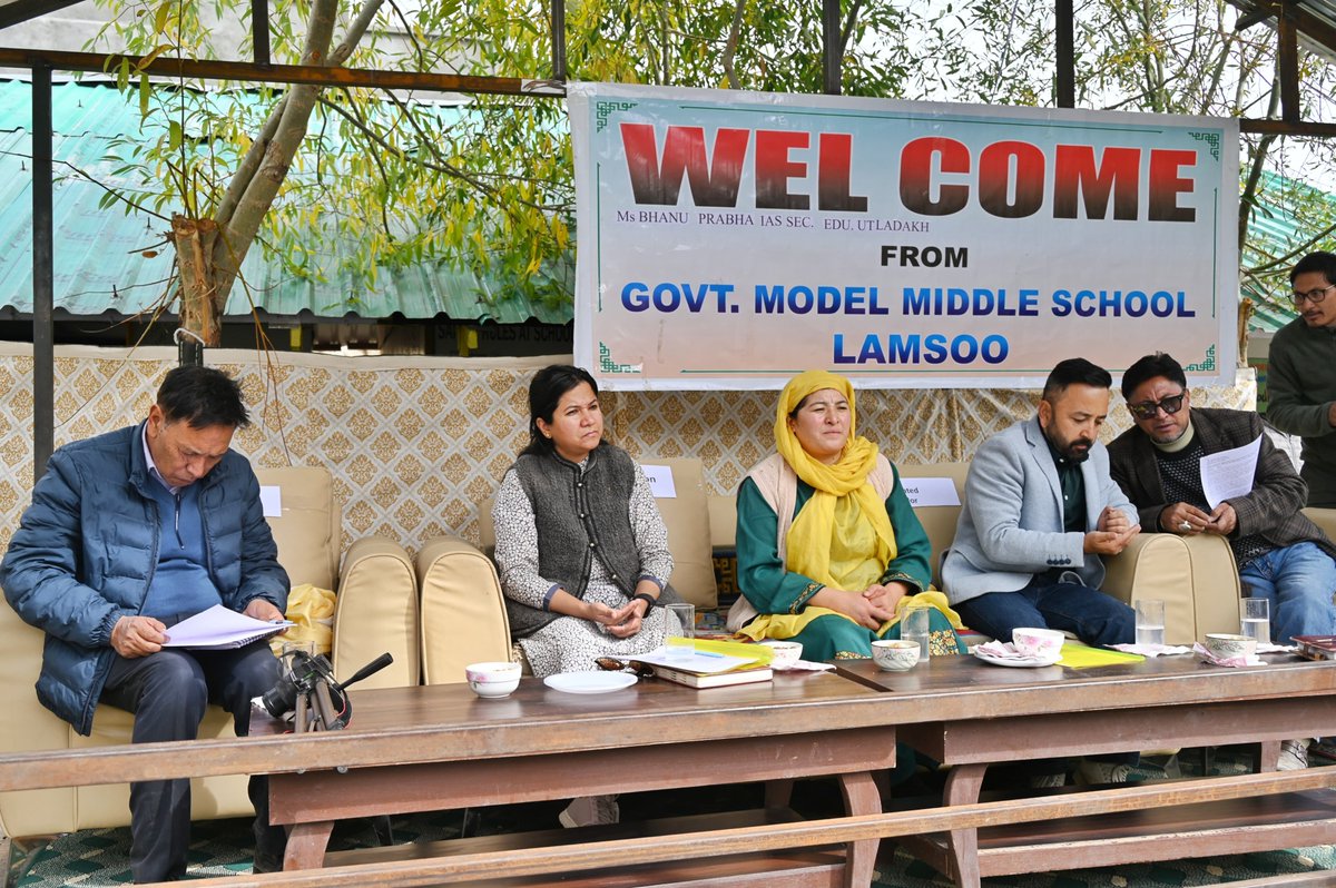 DIPR_Kargil's tweet photo. Admin. Secretary, School Education Dept, Ms. Bhanu Prabha, IAS, visited various educational institutions across Shakar–Chiktan Zone of Kargil as part of her tour to review academic infrastructure, hostel facilities &amp; overall functioning of schools.

More:
https://t.co/ZdvlEpOFGm https://t.co/JyRzUak9Cd