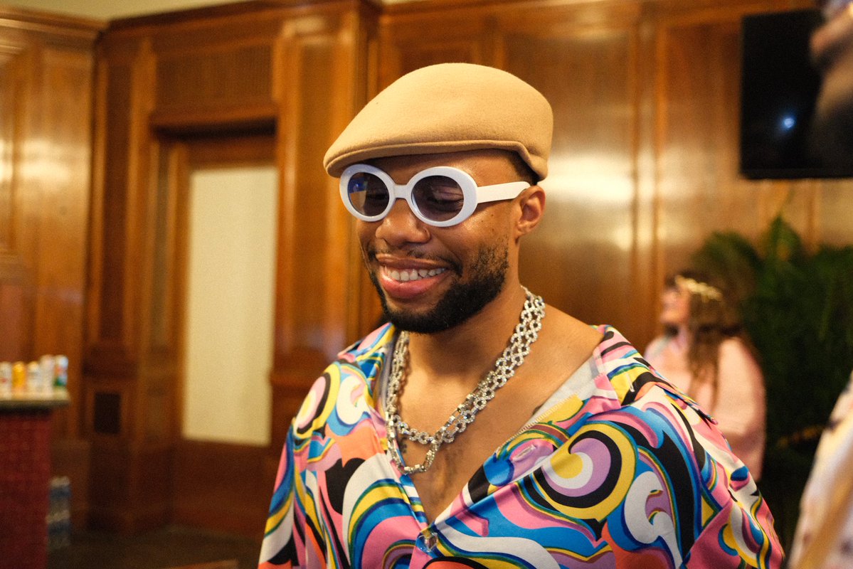 RDCworld1's tweet photo. RDC at the EEZYBALLLL 📸🪩🕺🏾 https://t.co/K5uQyAyxeK