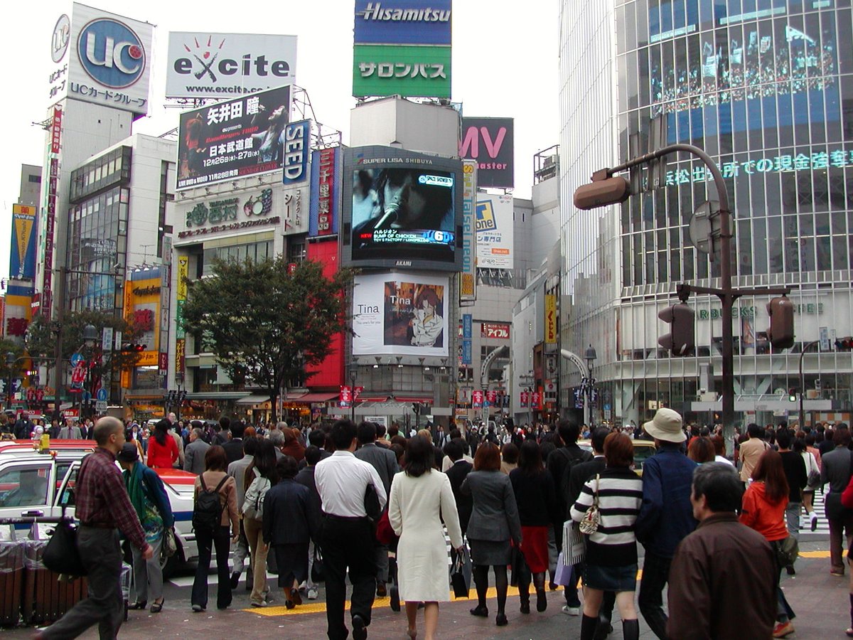 animeo0015's tweet photo. 2001年撮影の渋谷駅。 https://t.co/ARqkFRnWt0