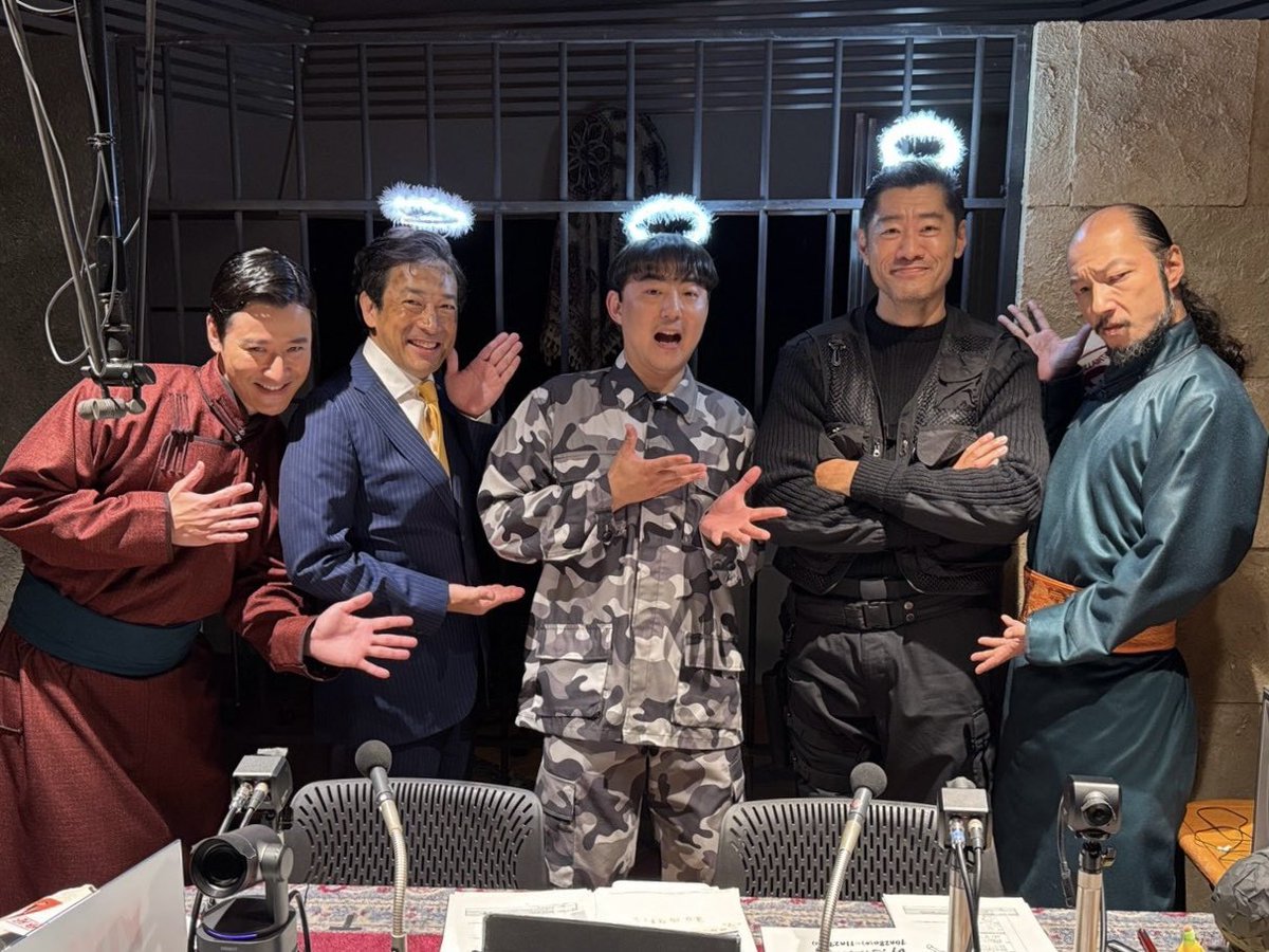 VIVANT_AKUYAKU's tweet photo. エージェントの諸君ごきげんよう。

「#悪役会議室」の様子はPodcastでも聴くことができる。   

和田さん、佟、そして我らの見事な分析、
エージェント諸君の調査報告を何度も聴き、次回の #VIVANTep21 に備えよ。    

😈ApplePodcast😈
https://t.co/mWSwaVEfSe

 #VIVANT #VIVANTep20 https://t.co/vhl6JhJFMA