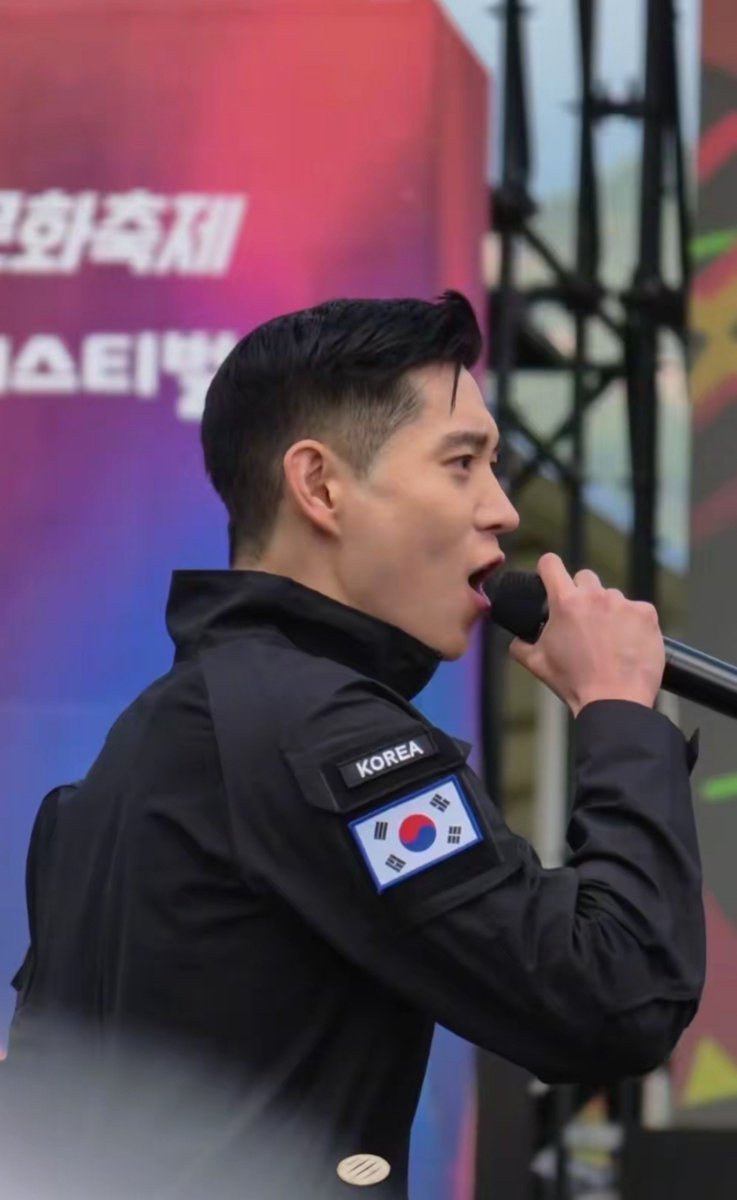 JJaeyumixx's tweet photo. #KimYoungDae Ground Forces Festival Oct 2026 Day 5 HD Photos

His hairstyle is on fire 🔥

c: douyin https://t.co/9ivmpXL55O