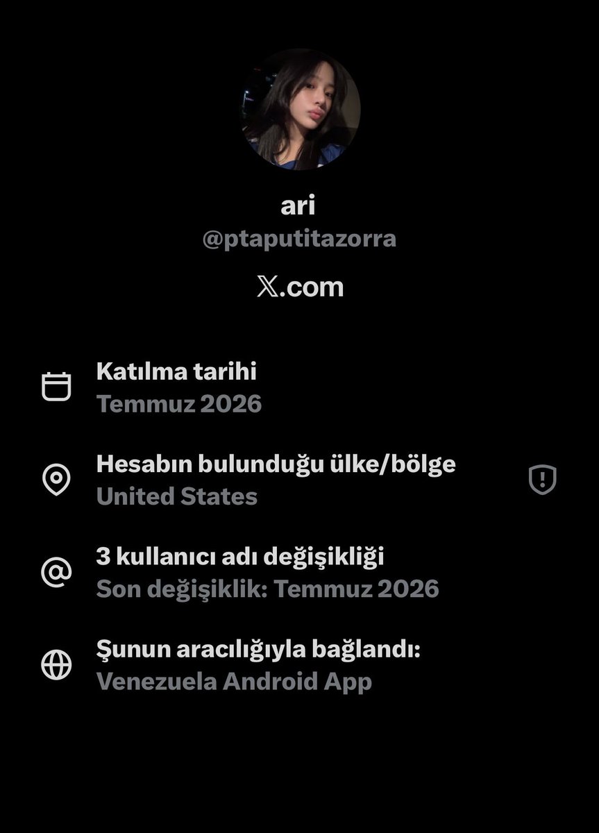 Mavisctg's tweet photo. @ptaputitazorra Bu flop piç pigmin fanı😭 https://t.co/jFTxAjfDgG