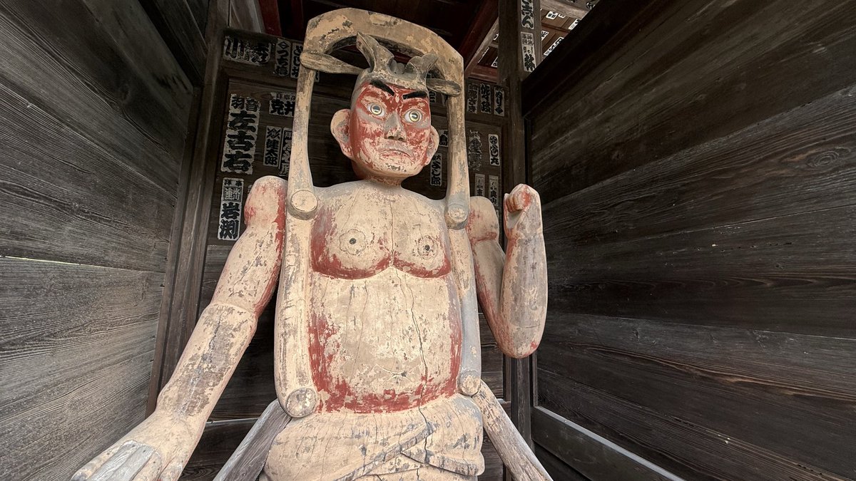 chichibu_info's tweet photo. 第二十二番 華台山 永福寺

かわいらしい仁王像が印象的 https://t.co/cdMIcLBPrV