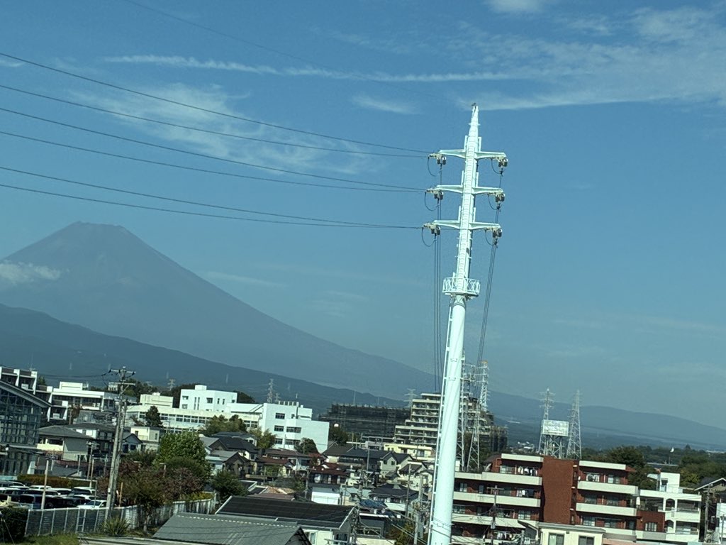 midnight_king_7's tweet photo. 今年も富士山🗻見れました🗻 https://t.co/mUzPO3O3Yp