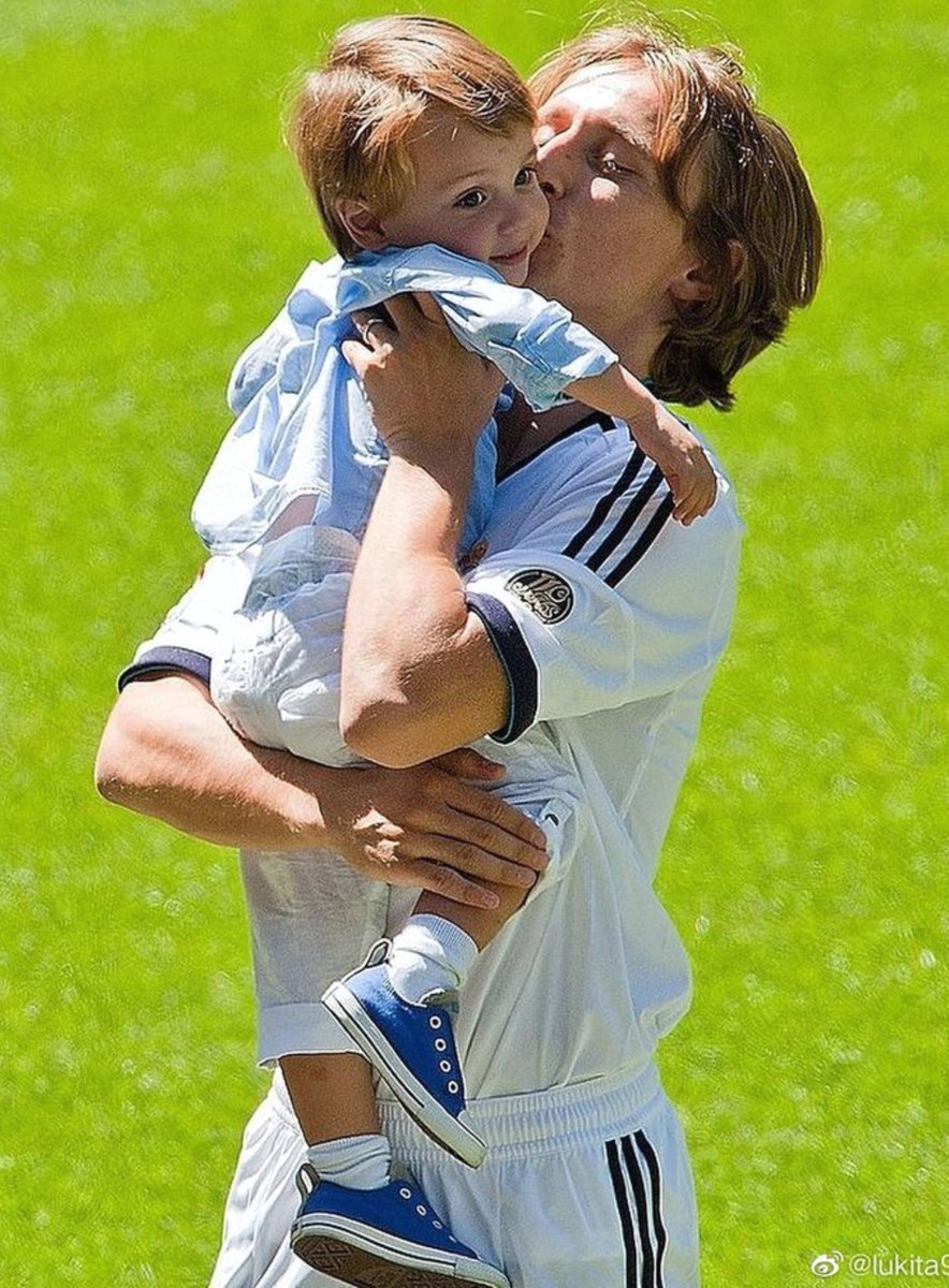 r4mosgf's tweet photo. es tan mamá ❤️‍🩹😞 https://t.co/OzaVy8mvqZ