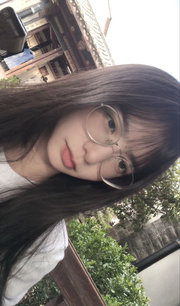 mary89lr4's tweet photo. 有人想锐评一下我16的福嘛 🥹       

看完不许瞎说，赶紧看，   

流言 2，，我真秒发！🙋 https://t.co/PbyWq3MC1V
