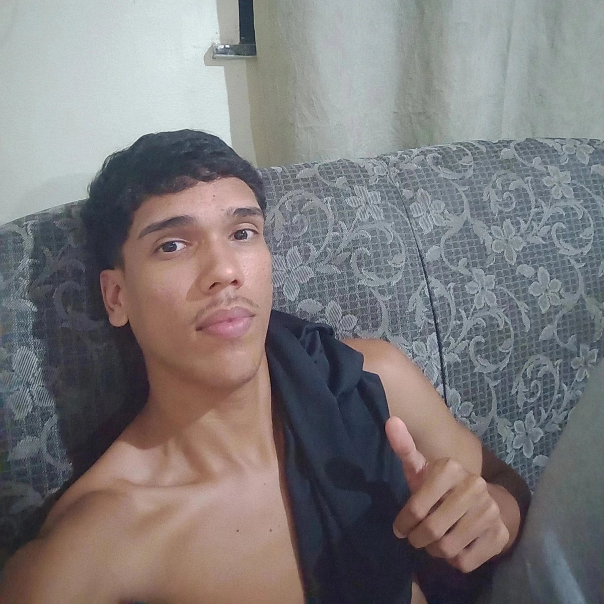 Matheus29026417's tweet photo. Queria ser marido de alguém 😸 https://t.co/259bZ95fEH