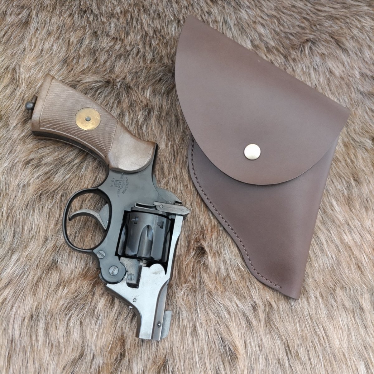 LeatherCraft_WB's tweet photo. タンカーモデル用の在庫を追加しました。

【受注製作】ミリタリー風レザーホルスター マルシン エンフィールド No.2 Mk1 リボルバー対応 | Atelier Wild Boar #booth_pm https://t.co/5myuuZzOj4 https://t.co/aMqezNgpbR