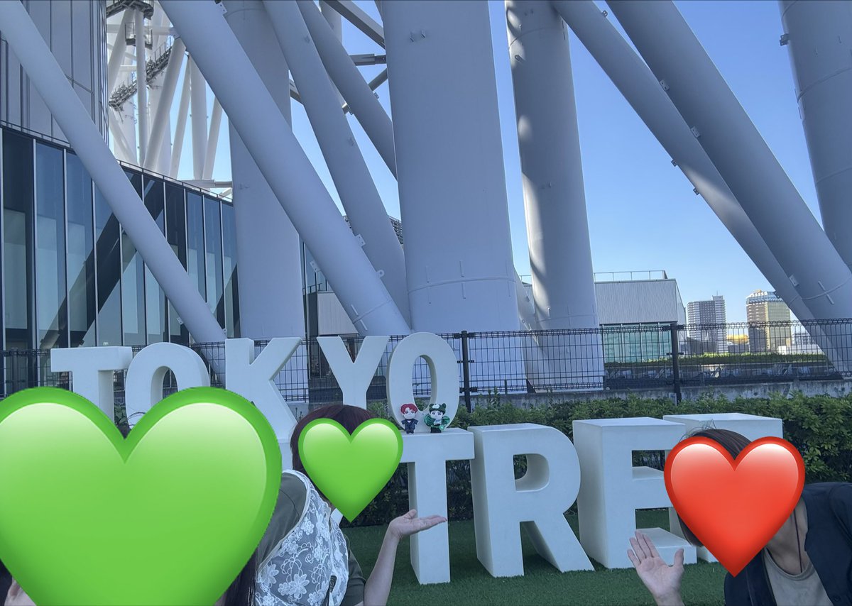 crystal80white's tweet photo. なかよしﾊﾁｺたちと聖地巡礼いってきた〜

スカイツリーで休日の青空を満喫☀️
最高の遠足日和🩷 https://t.co/b43a95USWP