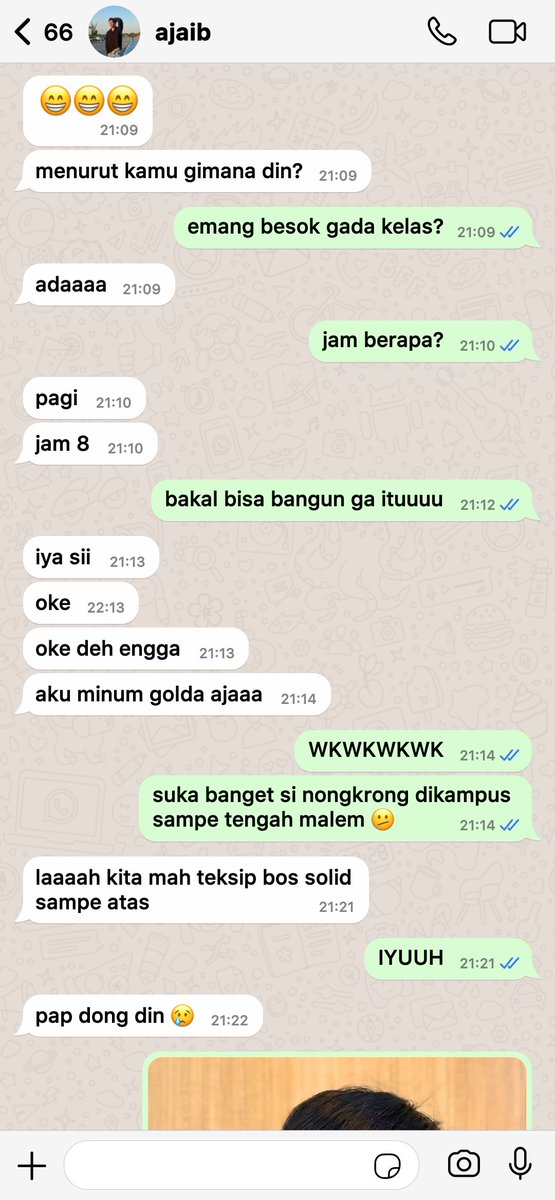 castulips's tweet photo. #ajaibdinda ibarat anak ayam, dinda induknya https://t.co/5JioK2QLHF