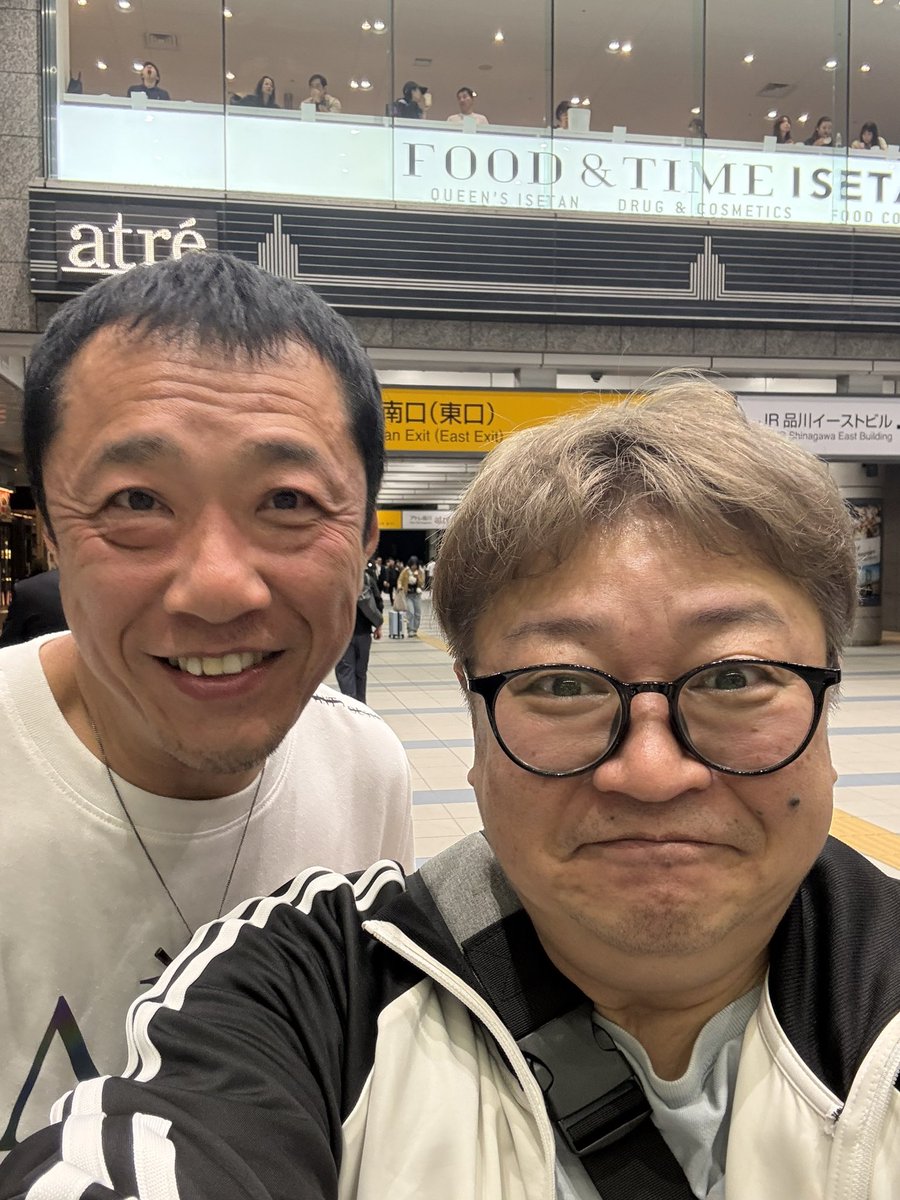 matsu_jun1979's tweet photo. 昨日は大学のOBの集まりがあり、参加してきました！
年代も部活も一切関わりなかったんですが、同じ大学の後輩というだけで、ものすごく可愛がってもらい、楽しい時間でした！
楽しかった〜！ https://t.co/fCUGuDPbZq