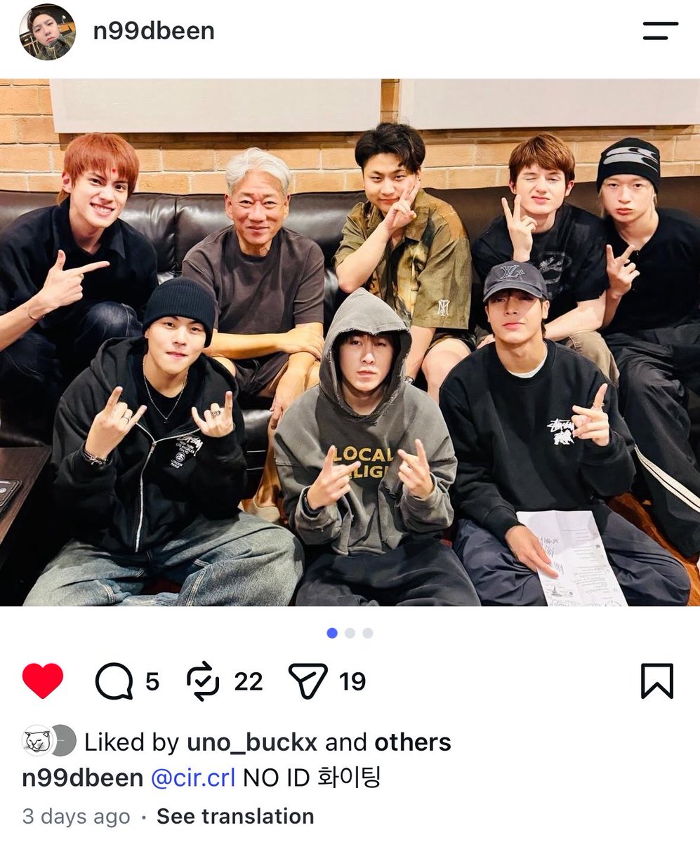 7ring07's tweet photo. เช้านี้มีเรื่องให้กรี๊ด เปิดไอจีมา เจอซังบินลงรูปกับน้องวงกลม

ซังบินทำ vocal recording direct เพลง no id ที่กำลังแมส ๆ ตอนนี้ ถึงว่าโดนใจคนนอกด้อมแบบผมมาก

รู้จักซังบินจากรายการproduce 101 เด็กฝึกที่ได้เกรดA อยู่สเตจหลักเพลงนายานา โพ rap กลิ่นความเริ่ดมันมีมานานตั้งแต่ 9 ปีที่แล้วนี่เอง

ชื่นชมทีมทุกฝ่ายเลย เพลงนี้ทำมาดีมากจริง ๆ

#CIRCRL_NOID
#CIRCRL 
#MchoiceMusic #MchoiceTH 
#김상빈 #n99dbeen