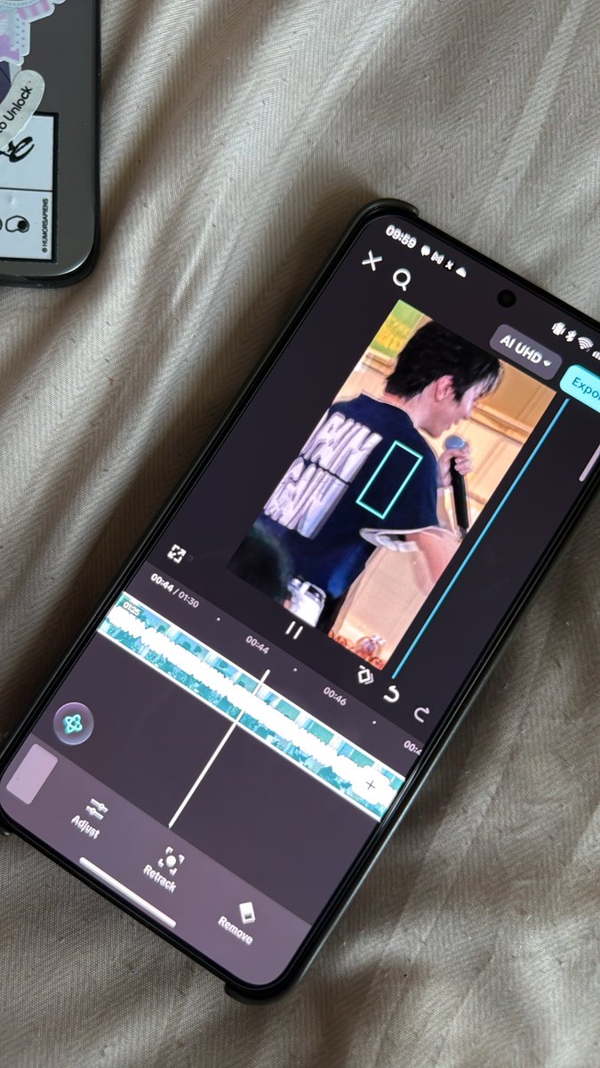 helloktzip tweet picture