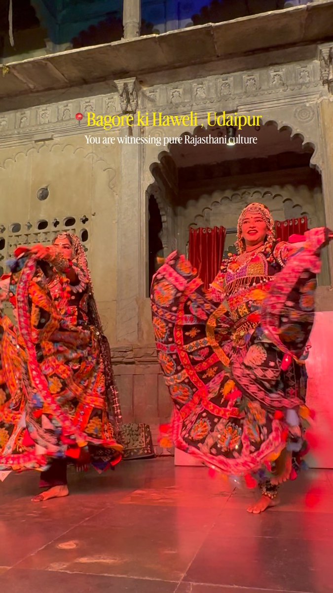 seba_caceres's tweet photo. Experience Rajasthan’s soul at the Dharohar Folk Show, Bagore Ki Haveli. From ghoomar to puppet magic, every moment is mesmerising. Two shows daily: 6–7 PM and 7–8 PM. Arrive early for front seats. https://t.co/VQCOTyTwIh