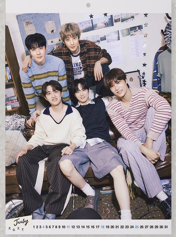 k_potato22's tweet photo. 단란한 가족사진미 있음 🫰 https://t.co/wW3VaLE06s