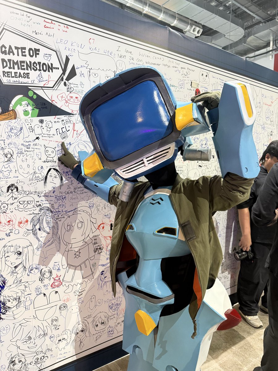 Kenny_Shabi's tweet photo. My canti cosplay!
フリクリだ!
#canti #flcl #cosplay #フリクリ https://t.co/Xn2uNE600P