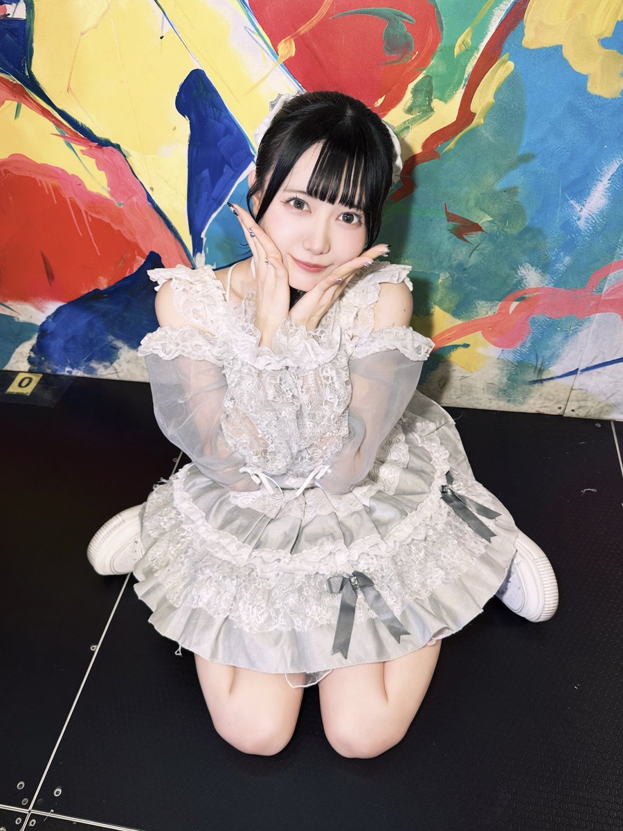 dreamkakaru's tweet photo. あゆゆ (@ayu_MBR )
20261011 Melty BeaR フリーライブ 特典会写メ撮影
@ヴィレッジヴァンガード渋谷本店 B2Fイベントスペース
#好きを撮る(スタッフが)
#スマホ撮影 #iPhone16Pro
#めるべあ #MeltyBeaR
#水月愛結 #あゆゆといっしょ https://t.co/gijSpTrAQ0
